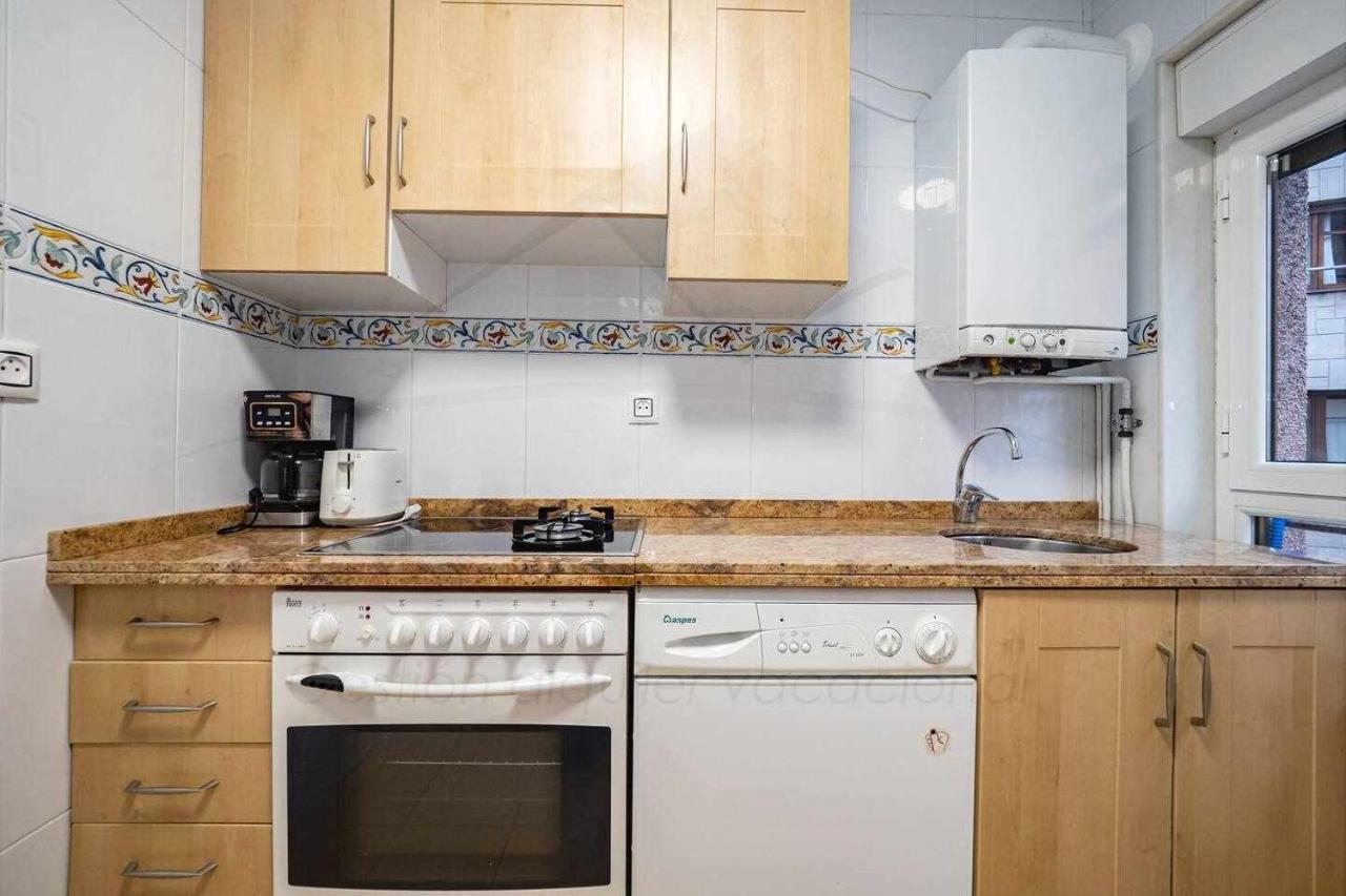 Cimadevilla Apartamento Хихон Екстериор снимка